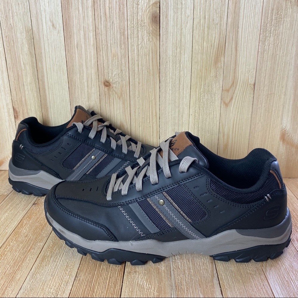 Skechers Henrick Delwood relaxed fit memory foam